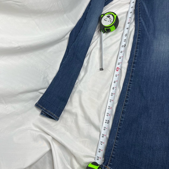 Lucky brand jeans, size 12 regular boot cut - Picture 3 of 6